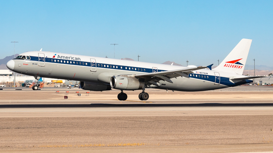 American Airlines Airbus A321-231 (N579UW) at  Las Vegas - Harry Reid International, United States