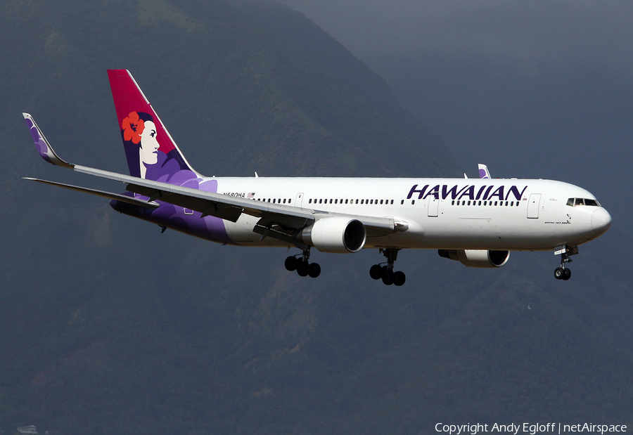 Hawaiian Airlines Boeing 767-33A(ER) (N580HA) | Photo 379037