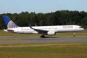 United Airlines Boeing 757-224 (N58101) at  Hamburg - Fuhlsbuettel (Helmut Schmidt), Germany