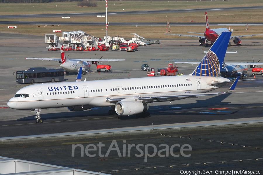 United Airlines Boeing 757-224 (N58101) | Photo 42539