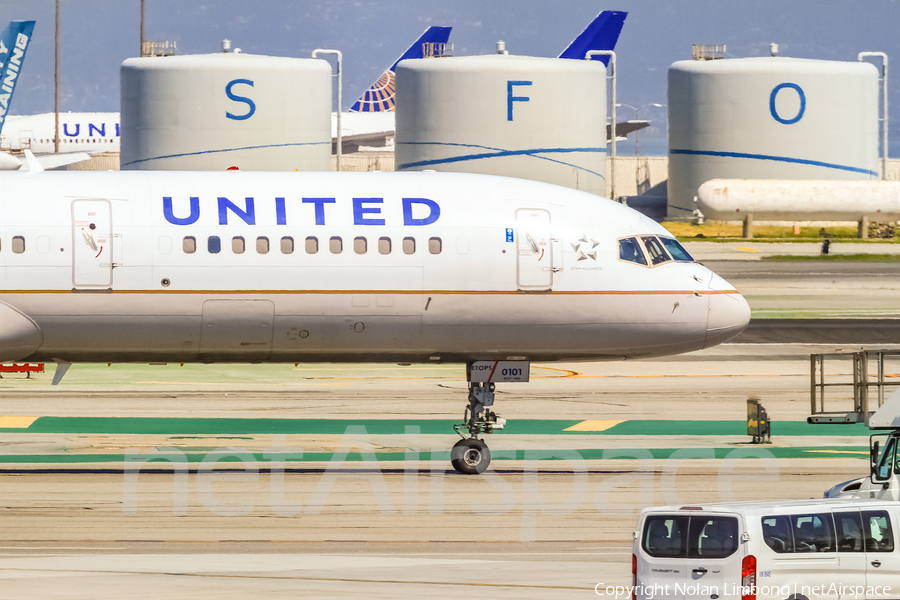 United Airlines Boeing 757-224 (N58101) | Photo 439549