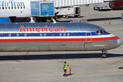 American Airlines McDonnell Douglas MD-82 (N581AA) at  Milwaukee - Gen Billy Mitchell International, United States