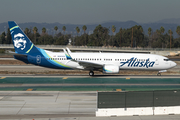 Alaska Airlines Boeing 737-890 (N581AS) at  Los Angeles - International, United States