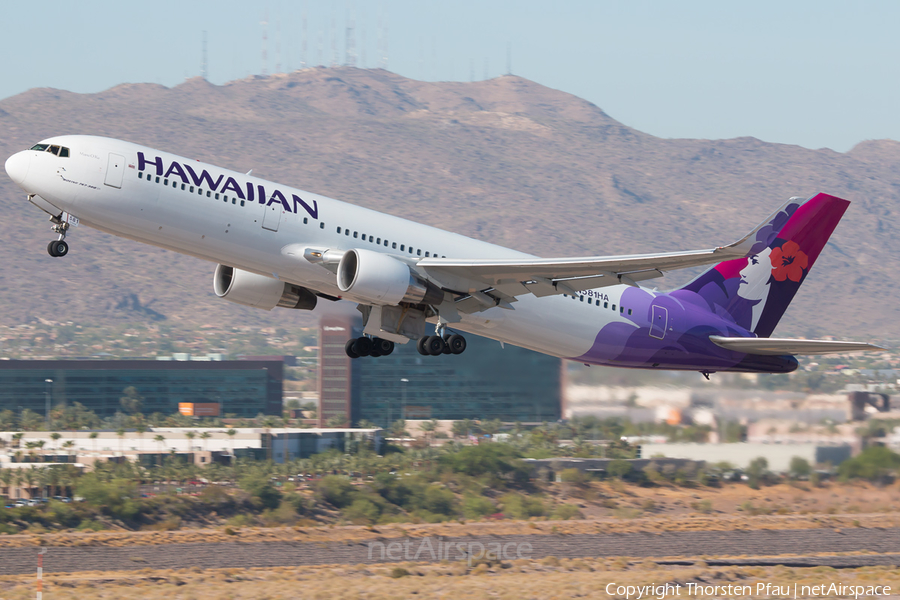Hawaiian Airlines Boeing 767-33A(ER) (N581HA) | Photo 88885
