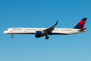 Delta Air Lines Boeing 757-351 (N581NW) at  Las Vegas - Harry Reid International, United States