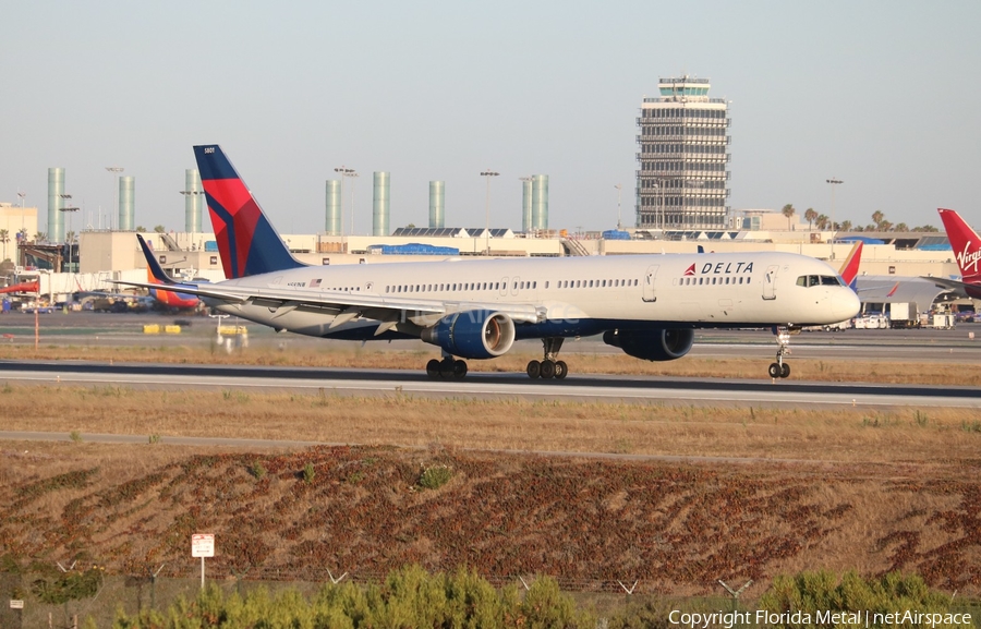 Delta Air Lines Boeing 757-351 (N581NW) | Photo 294966