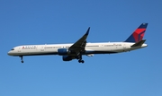 Delta Air Lines Boeing 757-351 (N581NW) at  Orlando - International (McCoy), United States