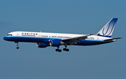 United Airlines Boeing 757-222 (N581UA) at  Miami - International, United States