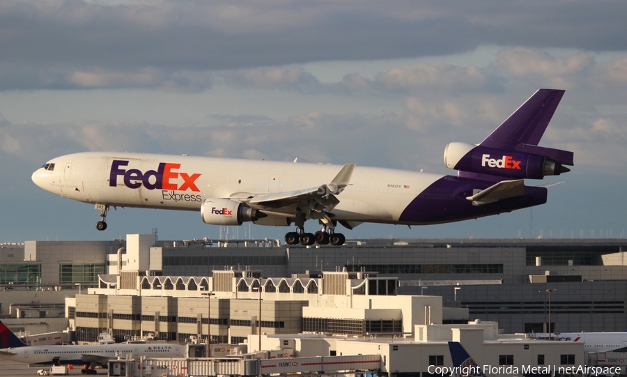 FedEx McDonnell Douglas MD-11F (N582FE) | Photo 300982