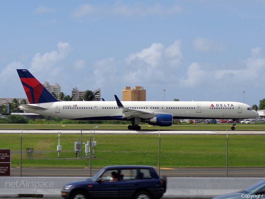 Delta Air Lines Boeing 757-351 (N582NW) | Photo 49000