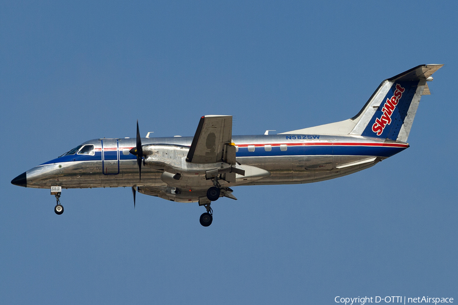 SkyWest Airlines Embraer EMB-120ER Brasilia (N582SW) | Photo 181715