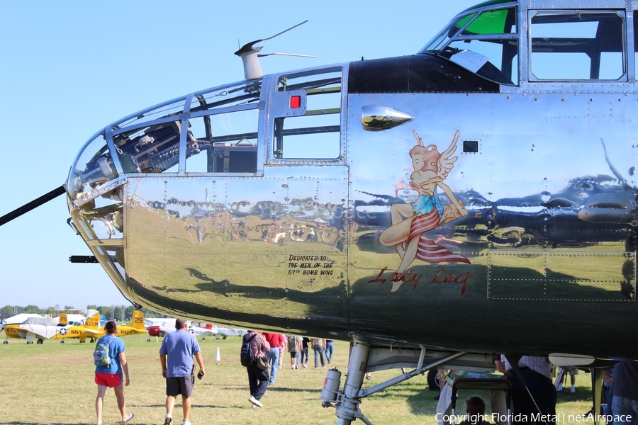 (Private) North American B-25J Mitchell (N5833B) | Photo 355062