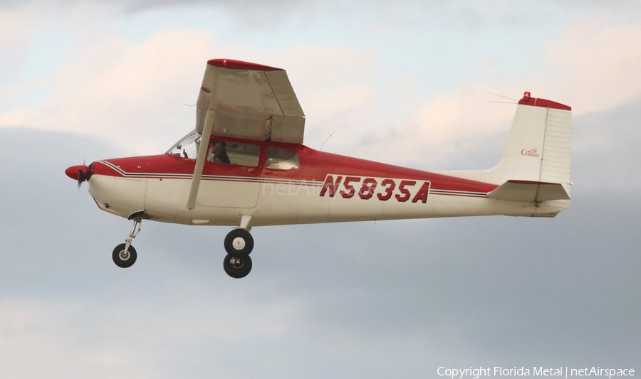 (Private) Cessna 172 Skyhawk (N5835A) | Photo 308027