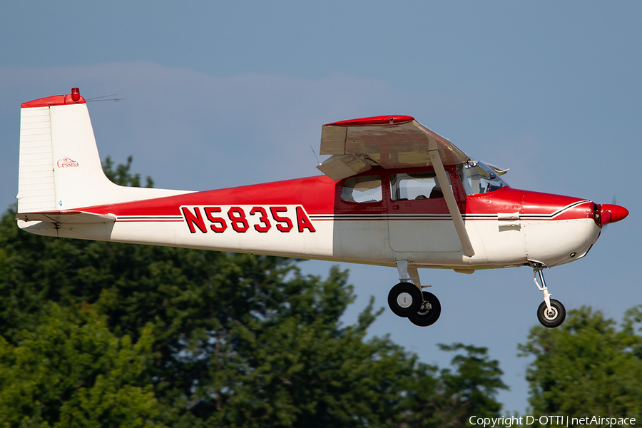 (Private) Cessna 172 Skyhawk (N5835A) | Photo 635301