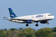 JetBlue Airways Airbus A320-232 (N583JB) at  Windsor Locks - Bradley International, United States