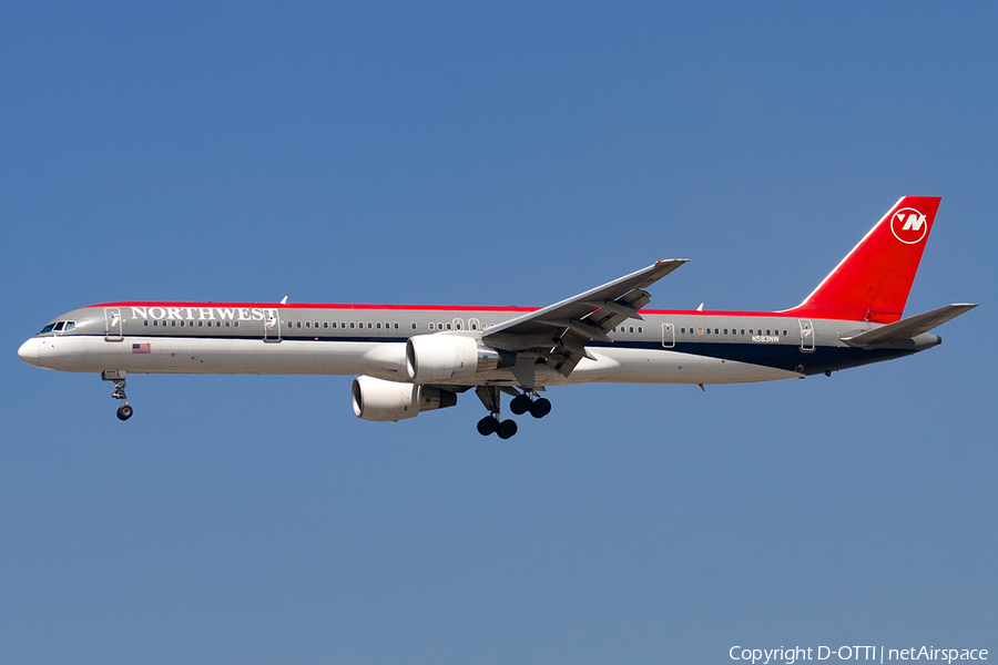 Northwest Airlines Boeing 757-351 (N583NW) | Photo 181735