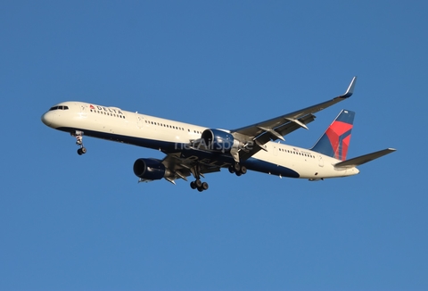 Delta Air Lines Boeing 757-351 (N583NW) at  Tampa - International, United States