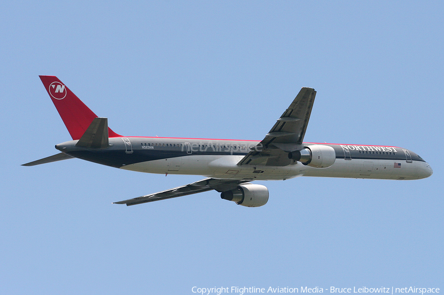 Northwest Airlines Boeing 757-351 (N583NW) | Photo 176497