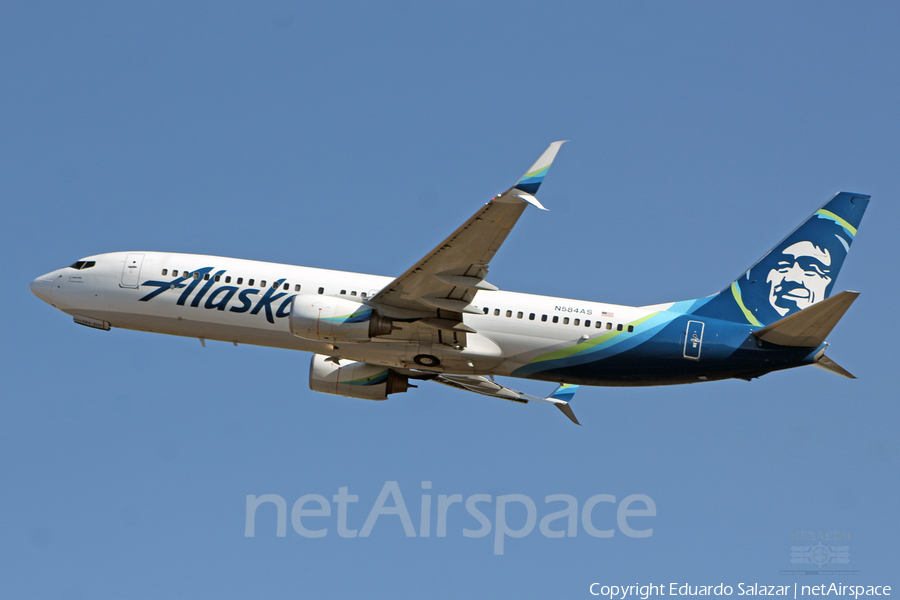 Alaska Airlines Boeing 737-890 (N584AS) | Photo 425115