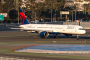 Delta Air Lines Boeing 757-351 (N584NW) at  San Francisco - International, United States