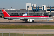 Northwest Airlines Boeing 757-351 (N584NW) at  Minneapolis - St. Paul International, United States