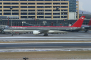 Northwest Airlines Boeing 757-351 (N584NW) at  Minneapolis - St. Paul International, United States