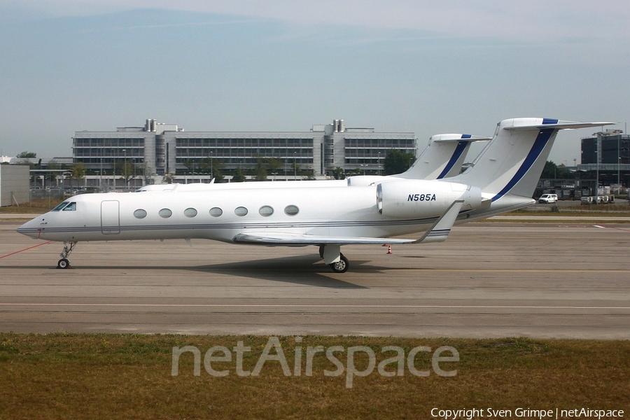 (Private) Gulfstream G-V-SP (G550) (N585A) | Photo 84790