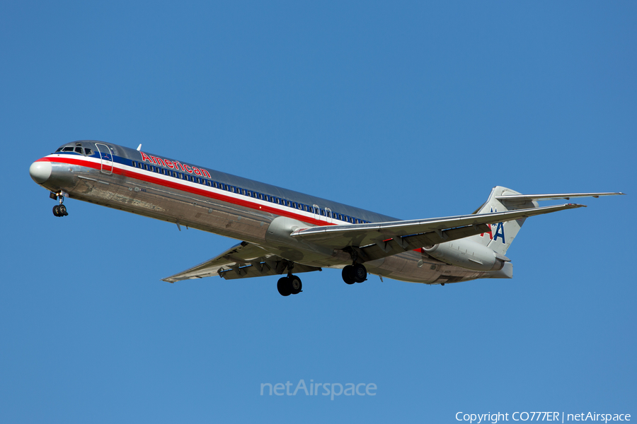 American Airlines McDonnell Douglas MD-82 (N585AA) | Photo 34144