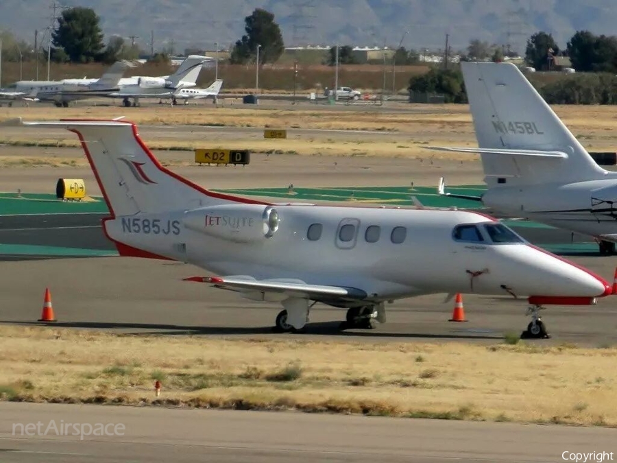 JetSuite Embraer EMB-500 Phenom 100 (N585JS) | Photo 60401