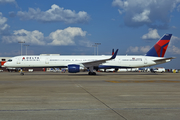 Delta Air Lines Boeing 757-351 (N585NW) at  Atlanta - Hartsfield-Jackson International, United States
