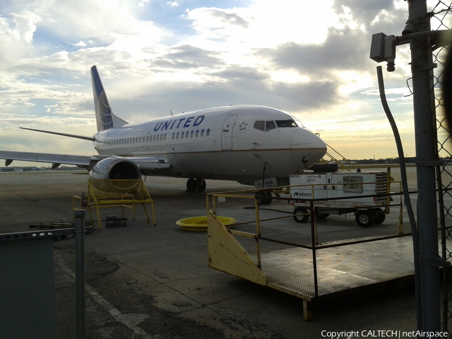 United Airlines Boeing 737-524 (N58606) | Photo 16834
