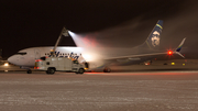 Alaska Airlines Boeing 737-890 (N586AS) at  Anchorage - Ted Stevens International, United States