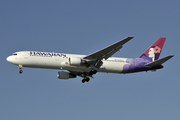 Hawaiian Airlines Boeing 767-3G5(ER) (N586HA) at  Los Angeles - International, United States