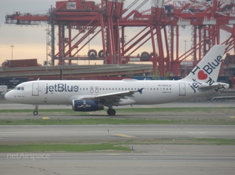 JetBlue Airways Airbus A320-232 (N586JB) at  Newark - Liberty International, United States