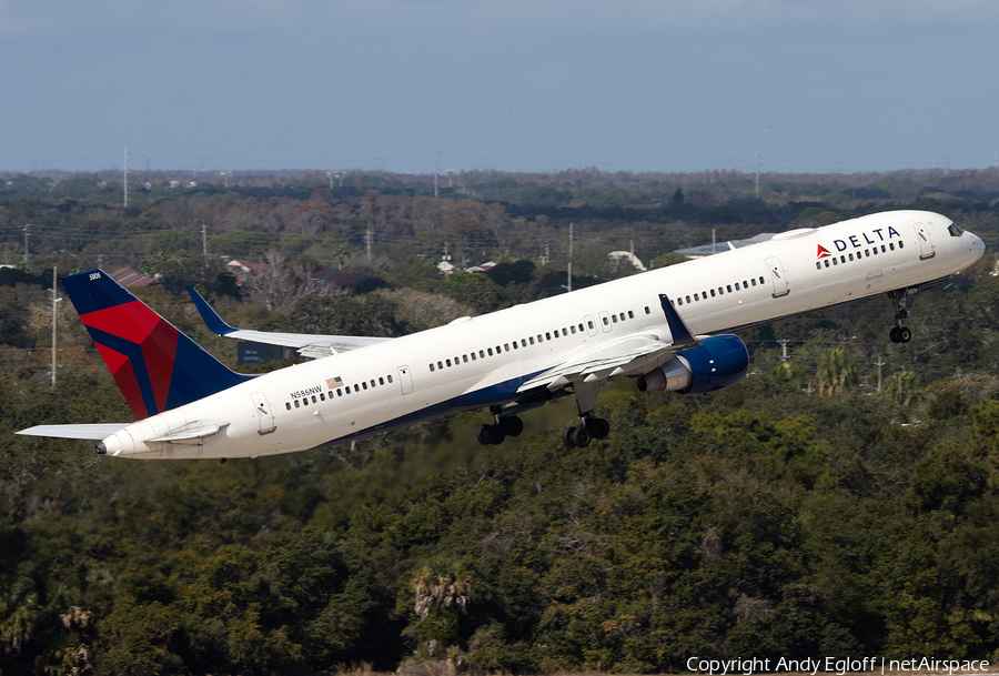 Delta Air Lines Boeing 757-351 (N586NW) | Photo 489757