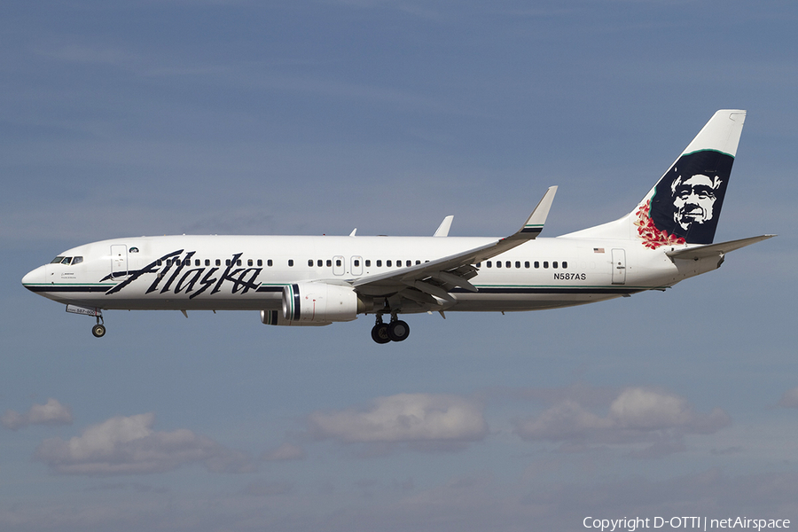 Alaska Airlines Boeing 737-890 (N587AS) | Photo 341818
