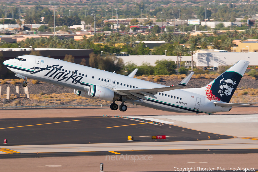Alaska Airlines Boeing 737-890 (N587AS) | Photo 88880