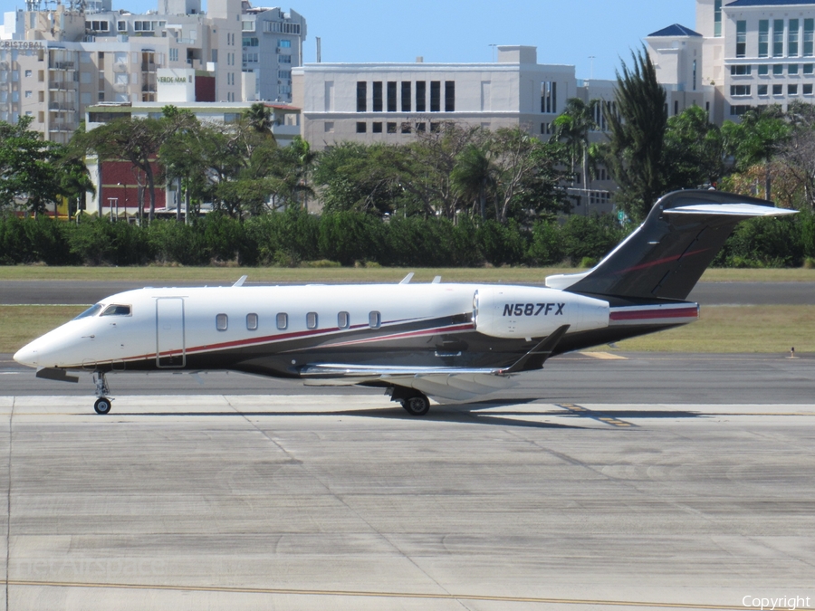 Flexjet Bombardier BD-100-1A10 Challenger 350 (N587FX) | Photo 312763