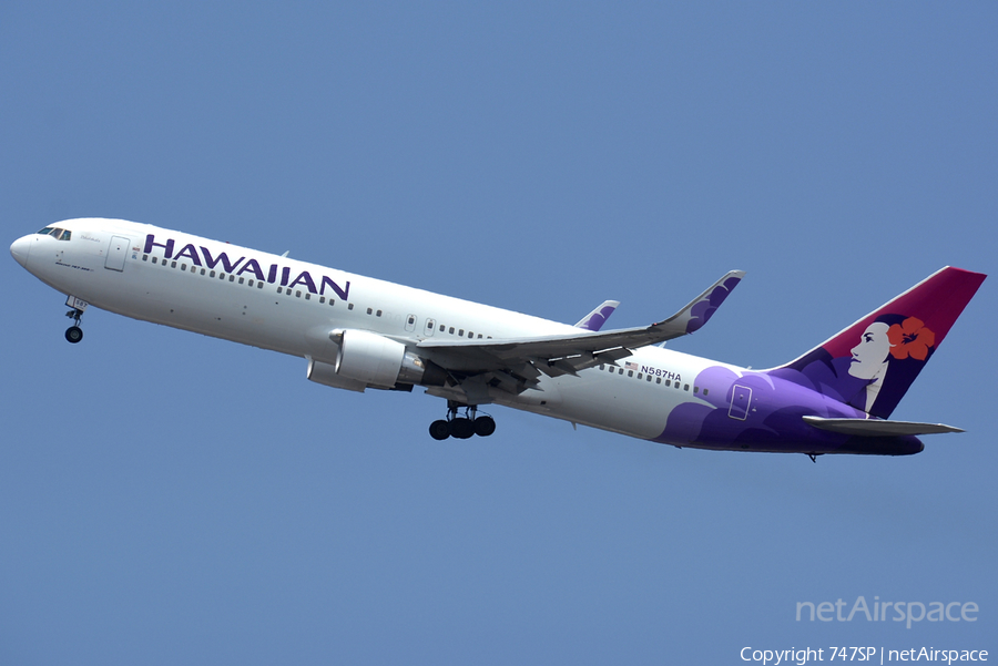 Hawaiian Airlines Boeing 767-33A(ER) (N587HA) | Photo 56135