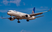 United Airlines Boeing 757-222 (N587UA) at  Los Angeles - International, United States