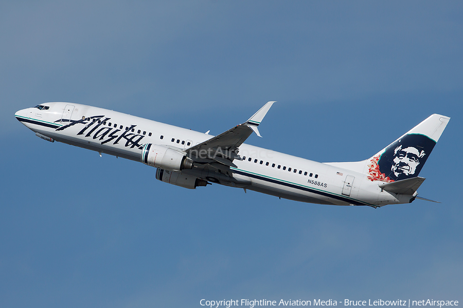 Alaska Airlines Boeing 737-890 (N588AS) | Photo 99136