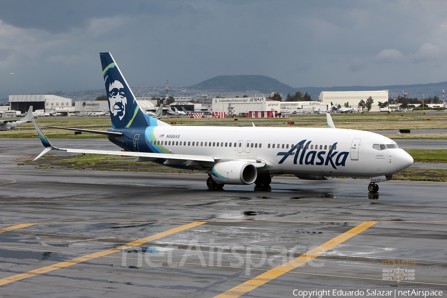 Alaska Airlines Boeing 737-890 (N588AS) | Photo 368823