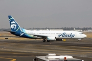 Alaska Airlines Boeing 737-890 (N588AS) at  Mexico City - Lic. Benito Juarez International, Mexico