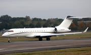 (Private) Bombardier BD-700-1A10 Global 6000 (N588MM) at  Farnborough, United Kingdom