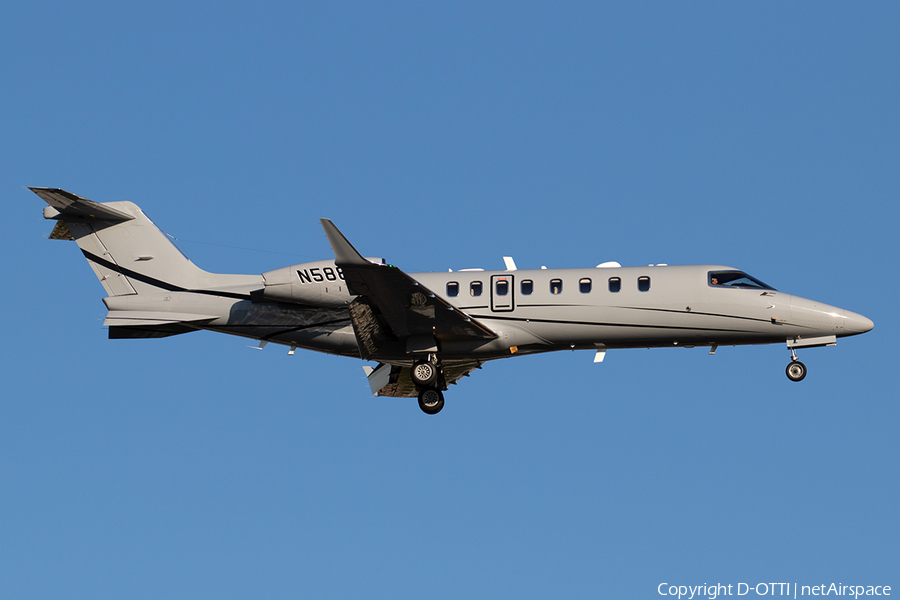 (Private) Bombardier Learjet 75 (N588SG) | Photo 362708