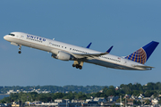 United Airlines Boeing 757-222 (N588UA) at  Boston - Logan International, United States