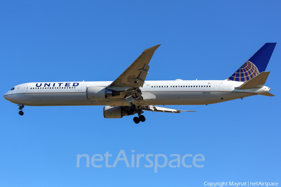 United Airlines Boeing 767-424(ER) (N59053) | Photo 203712