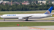 United Airlines Boeing 767-424(ER) (N59053) at  Zurich - Kloten, Switzerland
