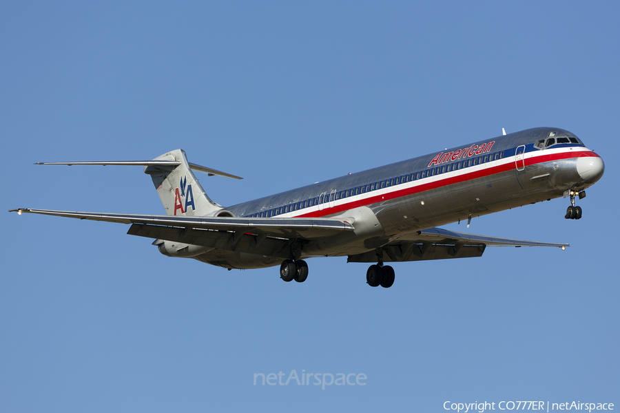 American Airlines McDonnell Douglas MD-83 (N590AA) | Photo 506325