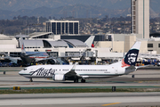 Alaska Airlines Boeing 737-890 (N590AS) at  Los Angeles - International, United States